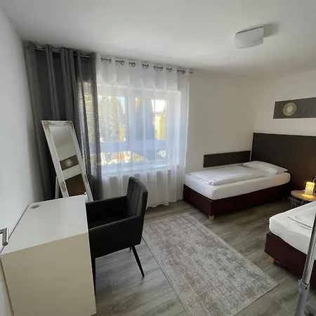 Zum Sternberg Apartamento *